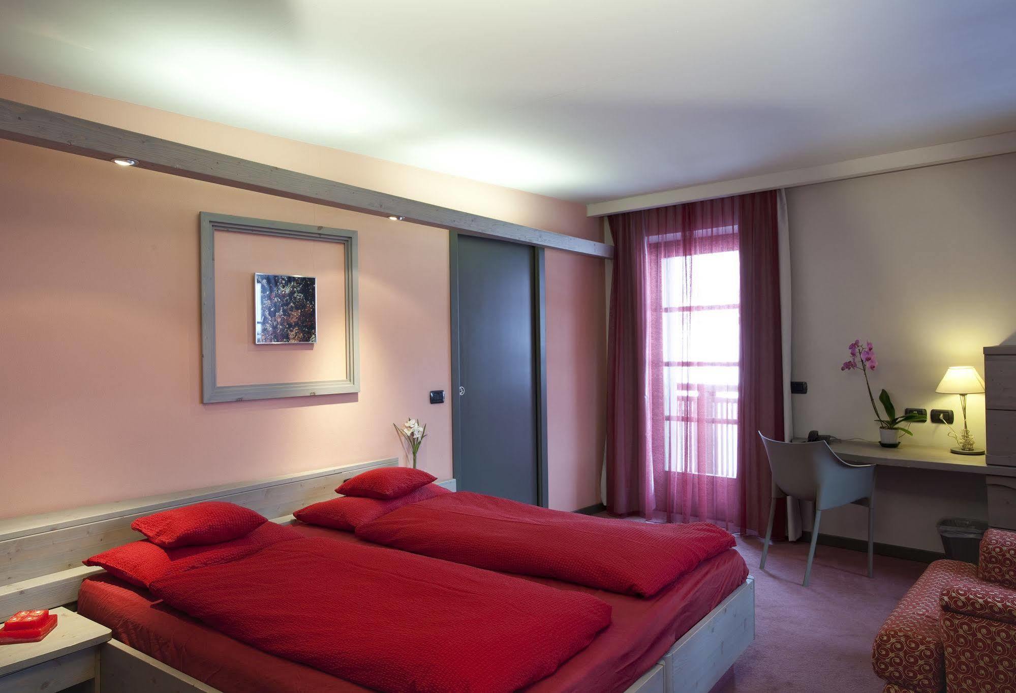 Hotel Marzia Λιβίνιο Εξωτερικό φωτογραφία